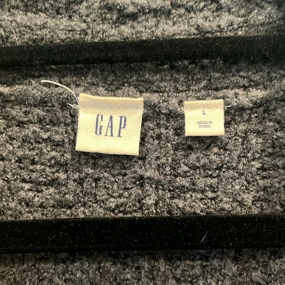 GAP - fleece like cardigan.   Size large - Picture 2 of 9